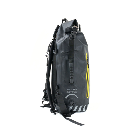 ГЕРМОРЮКЗАК PERECAT Travel bag 30 литров чёрного цвета, Цвет: Чёрный, изображение 4 ГЕРМОРЮКЗАК PERECAT Travel bag 30 литров чёрного цвета, Цвет: Чёрный, изображение 4